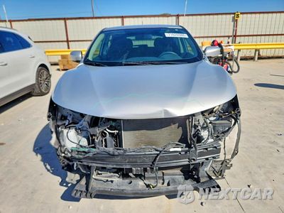 Piąte zdjęcie samochodu w środku: 2017 NISSAN ROGUE SPORT S VIN:JN1BJ1CP7HW013523 - miniatura