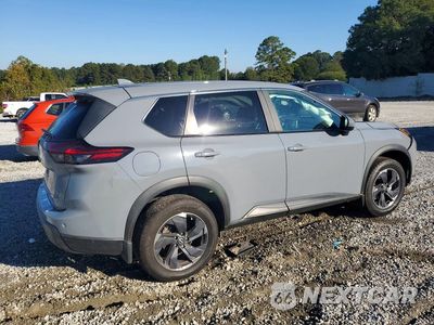 Trzecie zdjęcie samochodu z tyłu: 2026 NISSAN ROGUE SV VIN:5N1BT3BA0TC705998 - miniatura