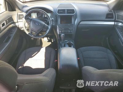 Zdjęcie 8 z 14 samochodu: 2018 FORD EXPLORER XLT VIN:1FM5K8D85JGC15988 - miniatura