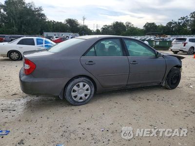 Trzecie zdjęcie samochodu z tyłu: 2003 TOYOTA CAMRY LE VIN:4T1BE32K33U767215 - miniatura