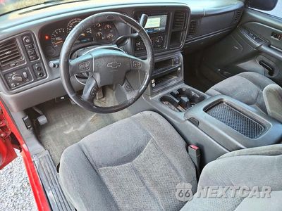 Zdjęcie 8 z 12 samochodu: 2005 CHEVROLET SILVERADO K1500 VIN:1GCEK19B25E115221 - miniatura