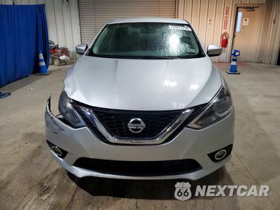 Piąte zdjęcie samochodu w środku: 2018 NISSAN SENTRA SV VIN:3N1AB7AP2JY229308 - miniatura