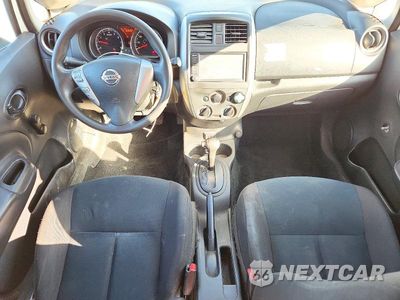 Zdjęcie 8 z 12 samochodu: 2019 NISSAN VERSA NOTE S VIN:3N1CE2CP2KL360267 - miniatura