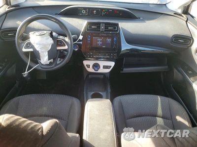 Zdjęcie 8 z 12 samochodu: 2016 TOYOTA PRIUS TWO ECO VIN:JTDKARFU5G3025196 - miniatura