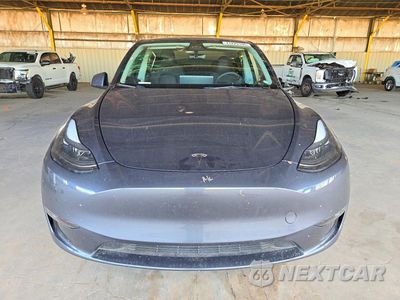 Piąte zdjęcie samochodu w środku: 2023 TESLA MODEL Y VIN:7SAYGAEE2PF704157 - miniatura
