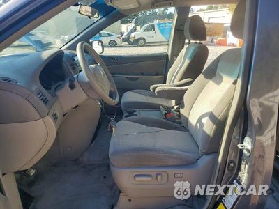Zdjęcie 7 z 13 samochodu: 2010 TOYOTA SIENNA LE 8-PASSENGER VIN:5TDKK4CC6AS323760 - miniatura