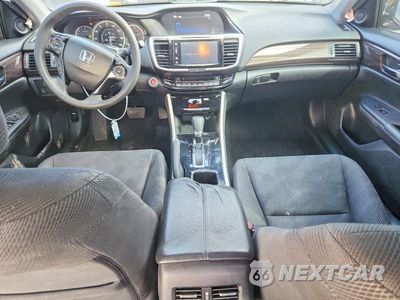 Zdjęcie 8 z 12 samochodu: 2017 HONDA ACCORD EX VIN:1HGCR2F74HA109944 - miniatura