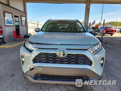 Piąte zdjęcie samochodu w środku: 2019 TOYOTA RAV4 XLE PREMIUM VIN:JTMA1RFV0KD026747 - miniatura