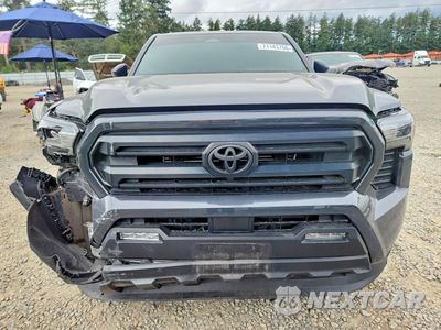 Piąte zdjęcie samochodu w środku: 2024 TOYOTA TACOMA SR5 VIN:3TYLB5JN8RT008490 - miniatura