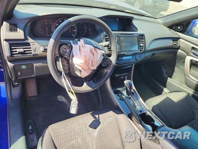Zdjęcie 8 z 12 samochodu: 2017 HONDA ACCORD EX VIN:1HGCT1B78HA009668 - miniatura