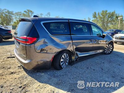 Trzecie zdjęcie samochodu z tyłu: 2023 CHRYSLER PACIFICA HYBRID LIMITED VIN:2C4RC1S76PR554559 - miniatura
