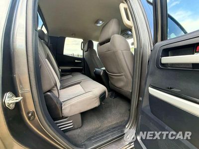 Zdjęcie 6 z 10 samochodu: 2014 TOYOTA TUNDRA SR5 VIN:5TFRM5F1XEX073304 - miniatura