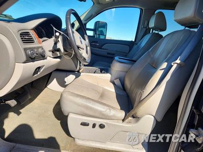 Zdjęcie 7 z 12 samochodu: 2008 GMC SIERRA K1500 VIN:3GTEK13J98G229262 - miniatura
