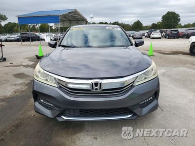 Piąte zdjęcie samochodu w środku: 2017 HONDA ACCORD SPORT SPECIAL EDITION VIN:1HGCR2F19HA006563 - miniatura
