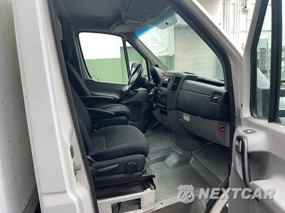 Piąte zdjęcie samochodu w środku: 2018 MERCEDES-BENZ SPRINTER 3500 VIN:8BNPF4CC9JE155645 - miniatura