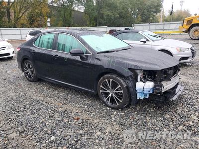 Czwarte zdjęcie samochodu z boku: 2020 TOYOTA CAMRY SE VIN:4T1G11BK8LU019114 - miniatura