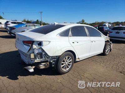 Trzecie zdjęcie samochodu z tyłu: 2019 HYUNDAI SONATA SE VIN:5NPE24AF3KH788613 - miniatura