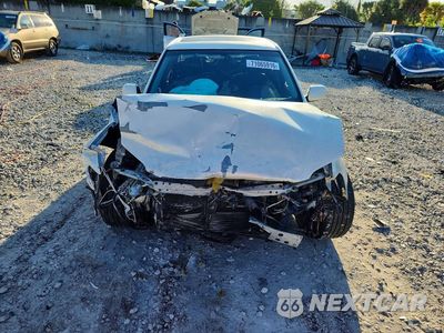 Piąte zdjęcie samochodu w środku: 2002 LEXUS IS 300 BASE VIN:JTHBD192020064158 - miniatura