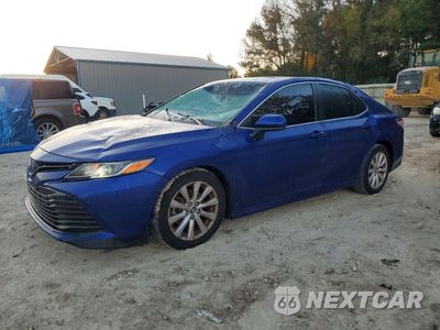 2018 TOYOTA CAMRY LE 4T1B11HK8JU612440 - główne zdjęcie licytacji z USA - miniatura