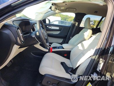 Zdjęcie 7 z 12 samochodu: 2019 VOLVO XC40 T5 MOMENTUM VIN:YV4162UK2K2127296 - miniatura