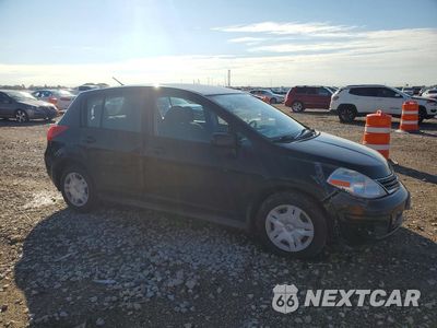 Czwarte zdjęcie samochodu z boku: 2011 NISSAN VERSA 1.8 S VIN:3N1BC1CP8BL372547 - miniatura