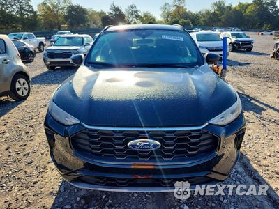 Piąte zdjęcie samochodu w środku: 2023 FORD ESCAPE ST LINE VIN:1FMCU0MN7PUA00728 - miniatura