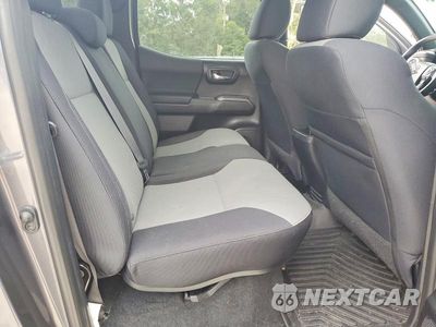 Zdjęcie 10 z 13 samochodu: 2021 TOYOTA TACOMA TRD SPORT VIN:5TFCZ5AN9MX273607 - miniatura