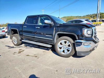 Czwarte zdjęcie samochodu z boku: 2018 GMC SIERRA K1500 SLT VIN:3GTU2NEJ3JG309081 - miniatura