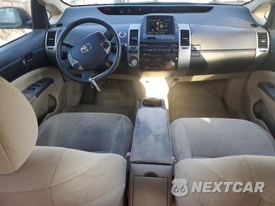 Zdjęcie 8 z 14 samochodu: 2005 TOYOTA PRIUS BASE VIN:JTDKB20U053046886 - miniatura