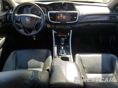Zdjęcie 8 z 12 samochodu: 2016 HONDA ACCORD EXL VIN:1HGCR2F89GA041714 - miniatura