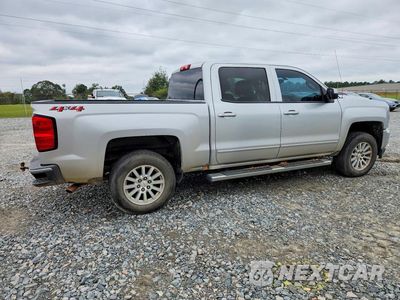 Trzecie zdjęcie samochodu z tyłu: 2018 CHEVROLET SILVERADO K1500 LT VIN:3GCUKREC2JG164074 - miniatura