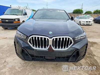 Piąte zdjęcie samochodu w środku: 2026 BMW X6 XDRIVE40I VIN:5UX33EX05T9134332 - miniatura