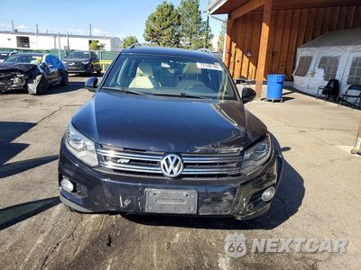 Piąte zdjęcie samochodu w środku: 2014 VOLKSWAGEN TIGUAN S VIN:WVGBV3AX6EW059142 - miniatura