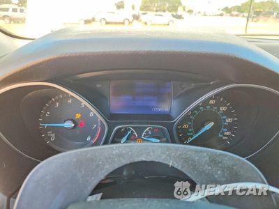 Zdjęcie 9 z 14 samochodu: 2013 FORD FOCUS SE VIN:1FADP3F23DL267215 - miniatura