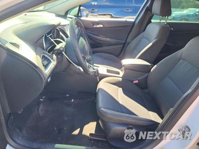 Zdjęcie 7 z 12 samochodu: 2018 CHEVROLET CRUZE LS VIN:1G1BC5SMXJ7153905 - miniatura