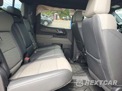 Zdjęcie 10 z 12 samochodu: 2026 CHEVROLET SILVERADO K1500 ZR2 VIN:3GCUKHEL7TG310210 - miniatura