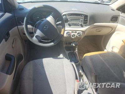 Zdjęcie 8 z 12 samochodu: 2006 HYUNDAI ACCENT GLS VIN:KMHCN46C86U059091 - miniatura