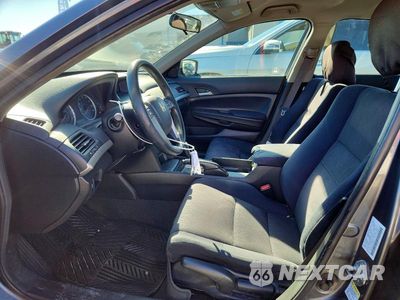 Zdjęcie 7 z 12 samochodu: 2012 HONDA ACCORD LX VIN:1HGCP2F36CA125865 - miniatura