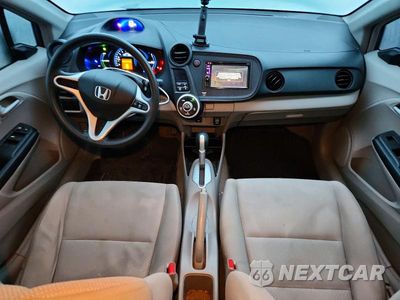 Zdjęcie 8 z 13 samochodu: 2013 HONDA INSIGHT VIN:JHMZE2H34DS000787 - miniatura