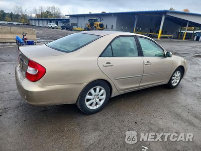 Trzecie zdjęcie samochodu z tyłu: 2002 TOYOTA CAMRY VIN:JTDBF30K220003964 - miniatura