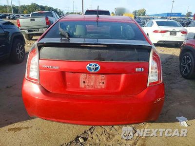 Zdjęcie 6 z 12 samochodu: 2015 TOYOTA PRIUS TWO VIN:JTDKN3DU8F0434751 - miniatura