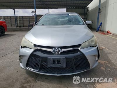 Piąte zdjęcie samochodu w środku: 2017 TOYOTA CAMRY SE VIN:4T1BF1FK5HU356319 - miniatura