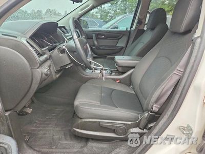 Zdjęcie 7 z 13 samochodu: 2015 GMC ACADIA SLE VIN:1GKKRNED2FJ311928 - miniatura