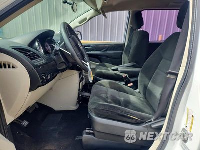 Zdjęcie 7 z 13 samochodu: 2016 DODGE GRAND CARAVAN SE VIN:2C4RDGBGXGR219983 - miniatura