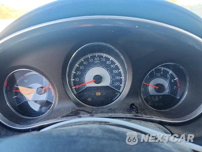 Zdjęcie 9 z 12 samochodu: 2012 CHRYSLER 200 LX VIN:1C3CCBAB9CN248291 - miniatura