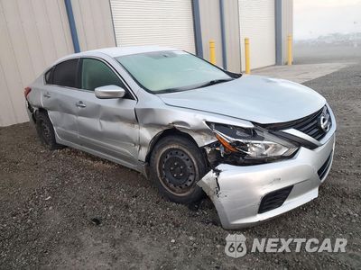 Czwarte zdjęcie samochodu z boku: 2018 NISSAN ALTIMA 2.5 S VIN:1N4AL3AP1JC262396 - miniatura