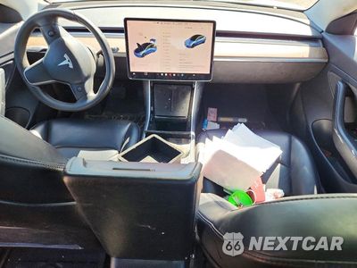 Zdjęcie 8 z 12 samochodu: 2019 TESLA MODEL 3 VIN:5YJ3E1EB2KF469173 - miniatura
