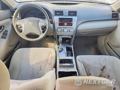 Zdjęcie 8 z 12 samochodu: 2010 TOYOTA CAMRY LE VIN:4T1BF3EK6AU576118 - miniatura