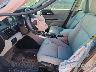 Zdjęcie 7 z 13 samochodu: 2017 HONDA ACCORD LX VIN:1HGCR2F38HA186393 - miniatura