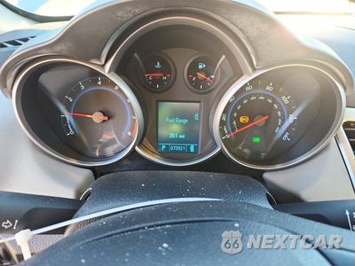 Zdjęcie 9 z 12 samochodu: 2011 CHEVROLET CRUZE LS VIN:1G1PC5SH9B7211979 - miniatura